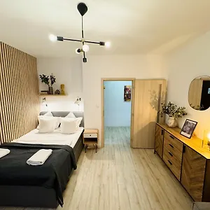  Apartmán Nicelovely & Dlouha